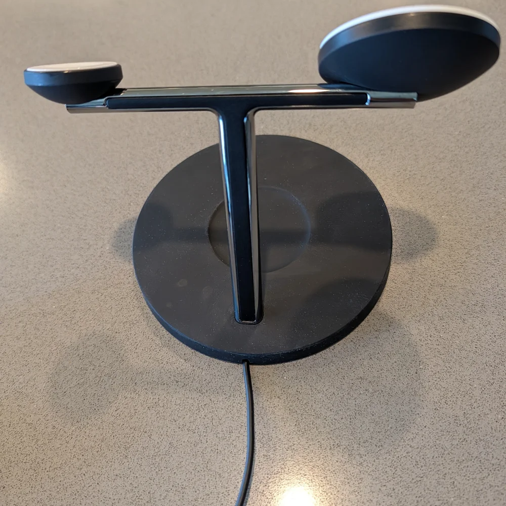 Belkin Black & White 3-in-1 MagSafe Wireless Charging Stand